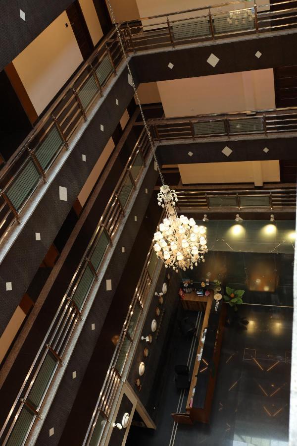 Npg Hotel Bangalore Just 10 Mins Drive From The Kempegowda International Airport Екстериор снимка
